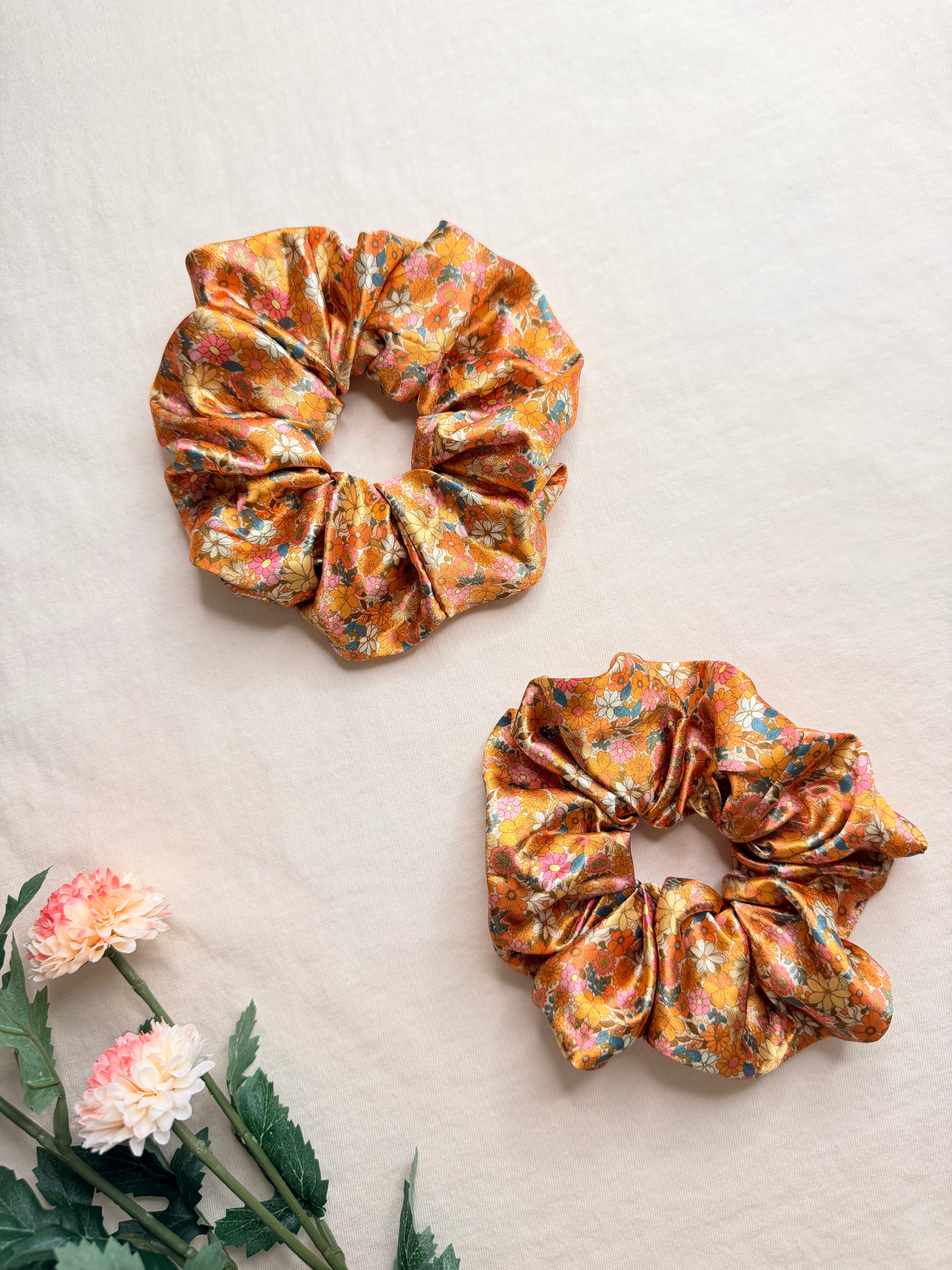 Warm Blossom Scrunchie